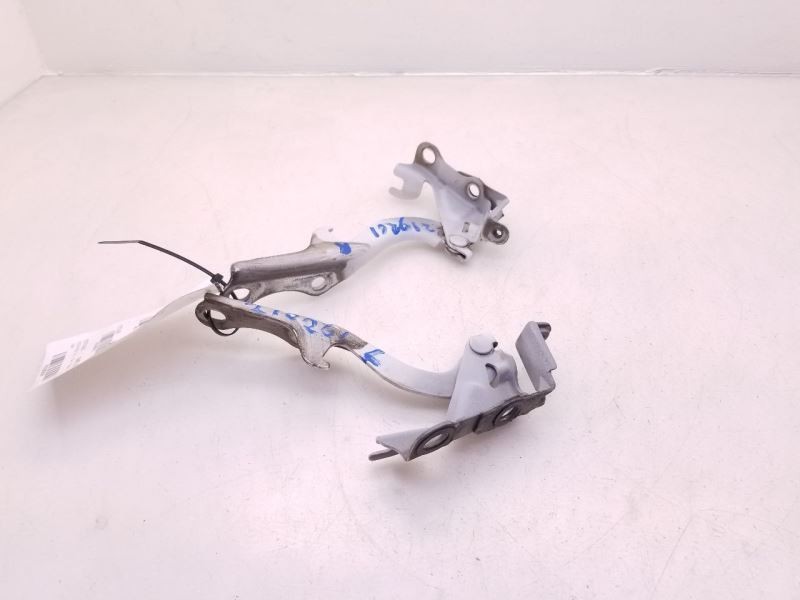 98-03 TOYOTA SIENNA LEFT AND RIGHT SIDES HOOD HINGES