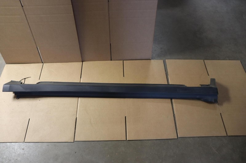 2014-2016 ACURA MDX RIGHT PASSENGER SIDE ROCKER SKIRT PANEL MOLDING OEM