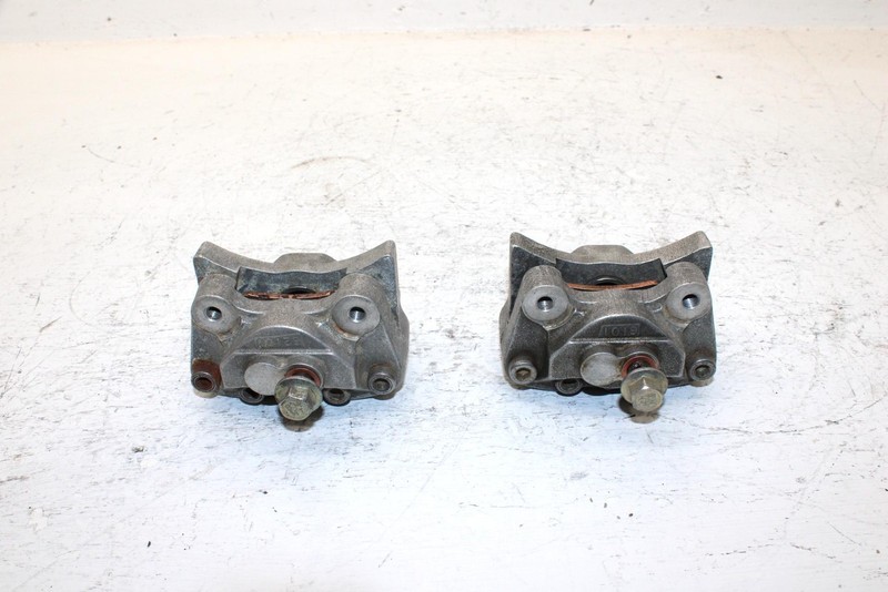 2002 Arctic Cat 375 Automatic (4x4 Green) Oem Right Caliper Pair 0402-010 AA29