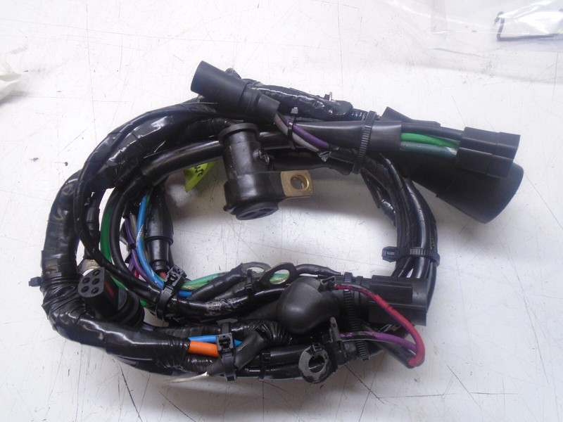 W5c OMC Cobra 2.3 L engine wire wiring harness 984649 Cable Assembly
