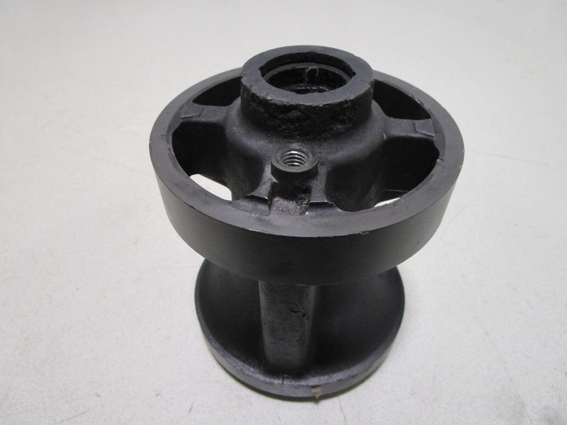 8M0046234 Mercury Mariner V6 Outboard Lower Unit Bearing Carrier
