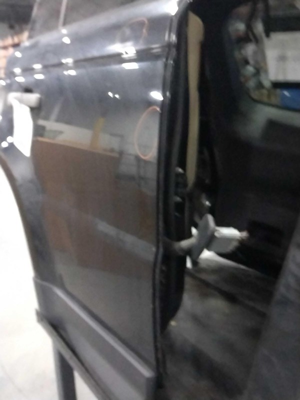 2009 Land Rover Range Rover Sport Rear Right Door Black Used Multiple Dents