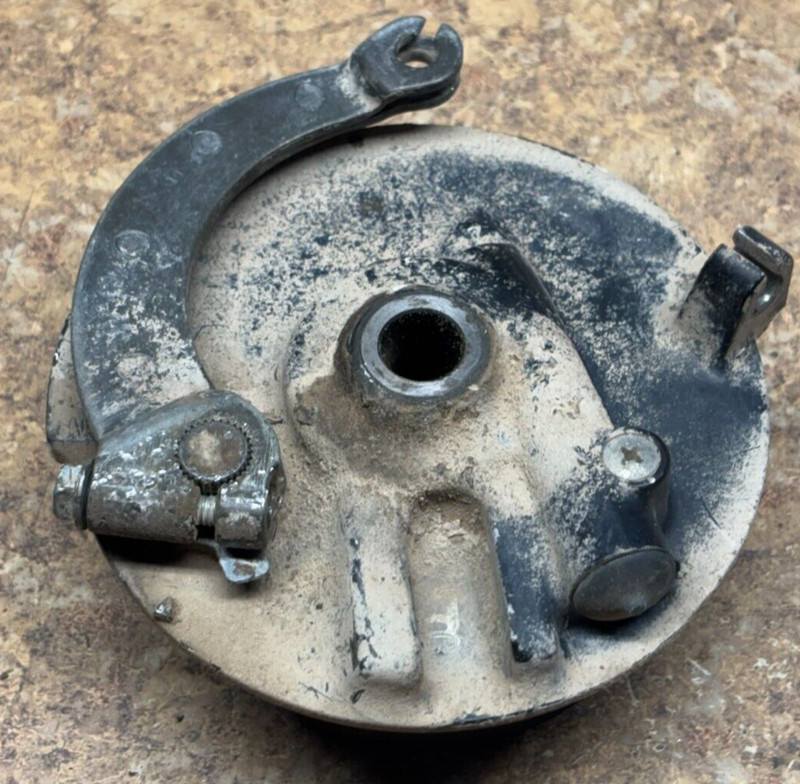1990 Honda XR200 R Dirt Bike Front Brake Drum Hub Shoes 90 XR 200 XR200R Z11