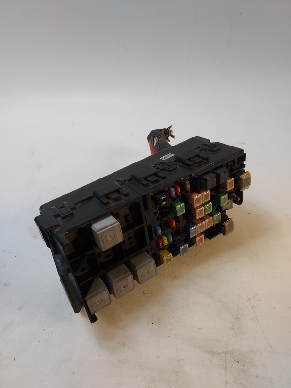 2005-2007 Ford Freestyle Fusebox Fuse Box Relay Module 7154-5616-30 OEM
