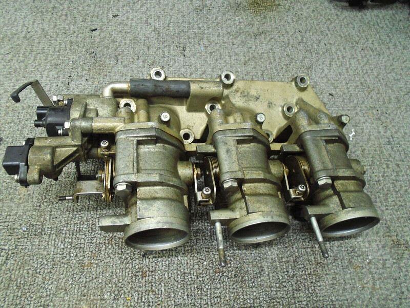 Mercury Yamaha Port Throttle Body Assy 888201T5 / 69J-1375A-00-00 EFI 225 Hp