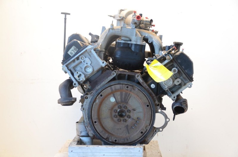 00-01 EXCURSION 6.8L 2WD Engine Assembly F85E6C086AA