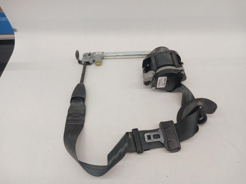 15-'19 LINCOLN MKC Front Seat Belt passenger retractor black OEM