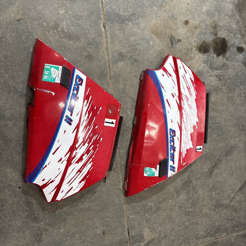 1992 YAMAHA EXCITER 2 EX570 EX 570 Snowmobile Front Body Side Panels