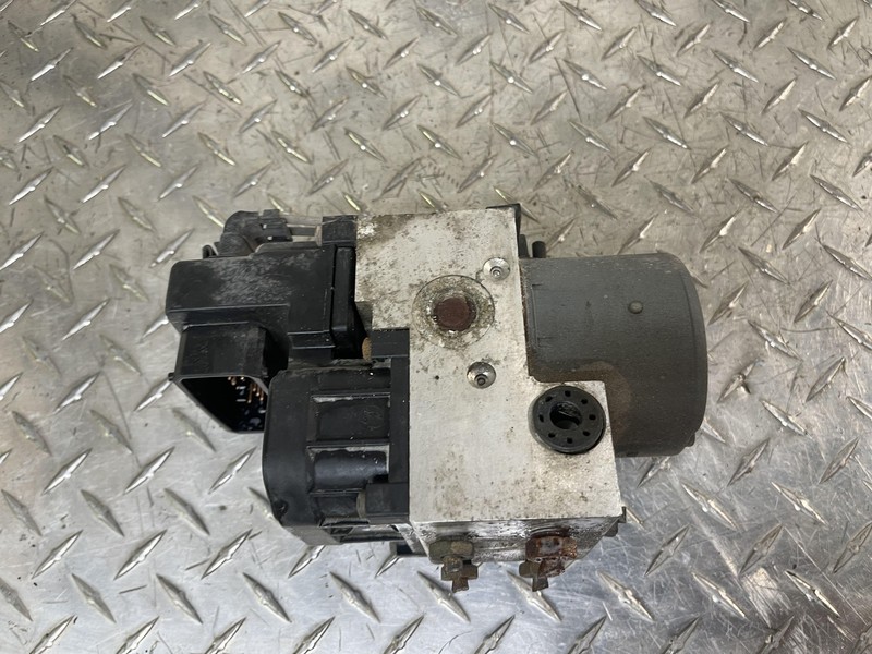 1999-2002 Chevrolet Camaro ABS Pump Assembly Tested Non Traction Control