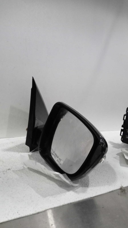 2017 Nissan Pathfinder Right Door Mirror Assembly Black OEM 482332 99000mi