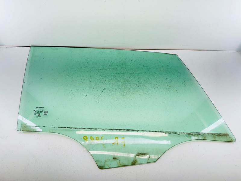 2015-2020 JEEP RENEGADE FRONT RIGHT PASSENGER SIDE DOOR WINDOW GLASS OEM