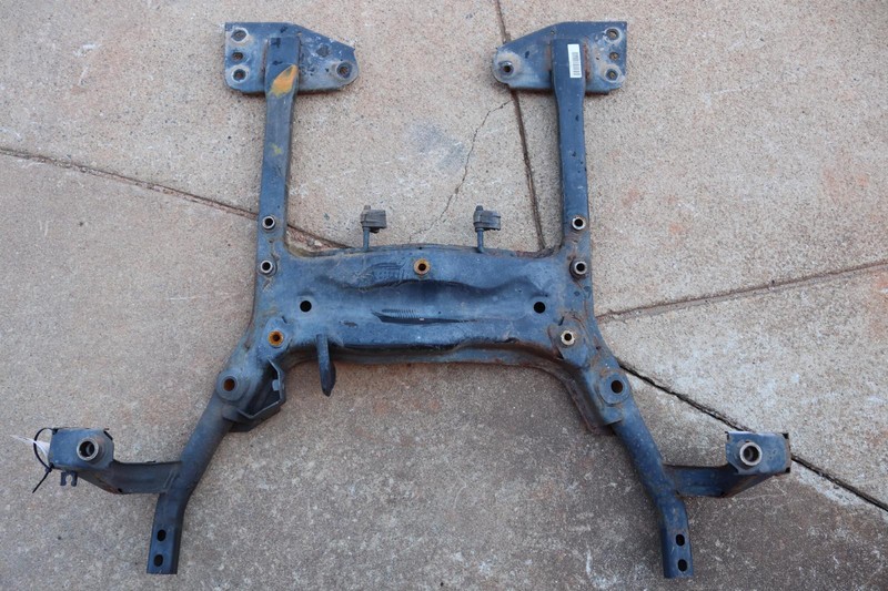 2007-2015 MINI COOPER CLUBMAN 1.6L M/T FRONT CRADLE CROSSMEMBER SUBFRAME OEM