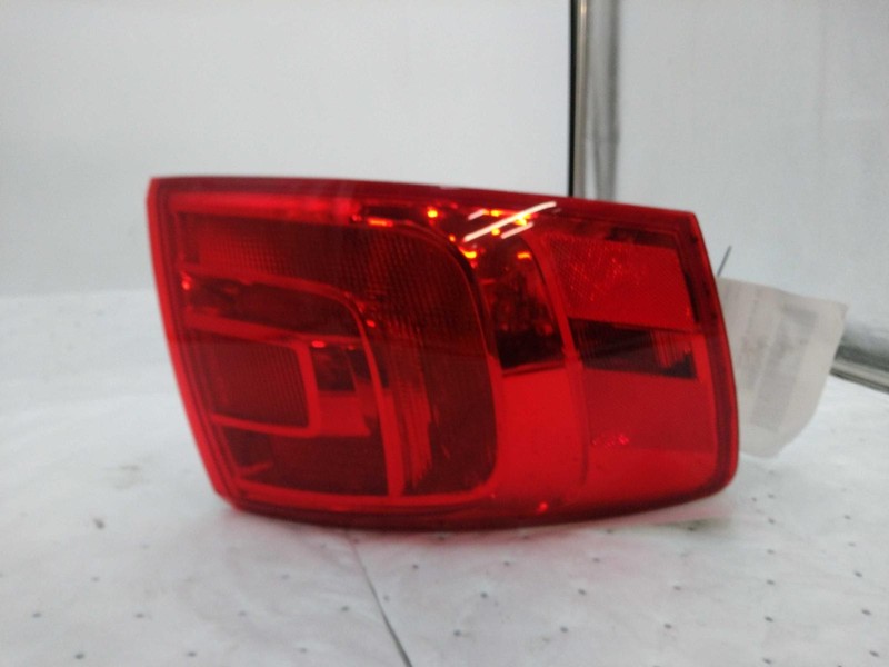 2014 Volkswagen Jetta Left Tail Light Assembly Grey OEM 510147 66K Miles