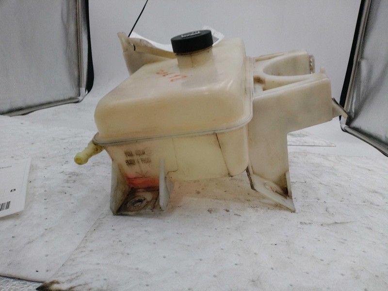2008 Chevrolet Trailblazer Engine Coolant Reservoir Grey OEM 25780737 142K Miles