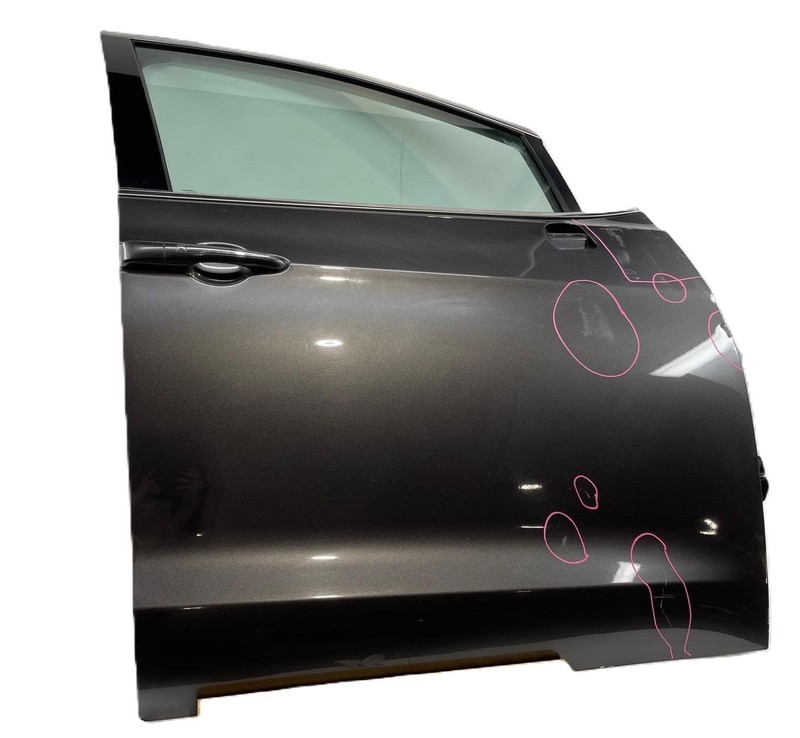 2017-2024 Chrysler Pacifica RH Passener Front Door Assembly W/Glass & Panel Ding