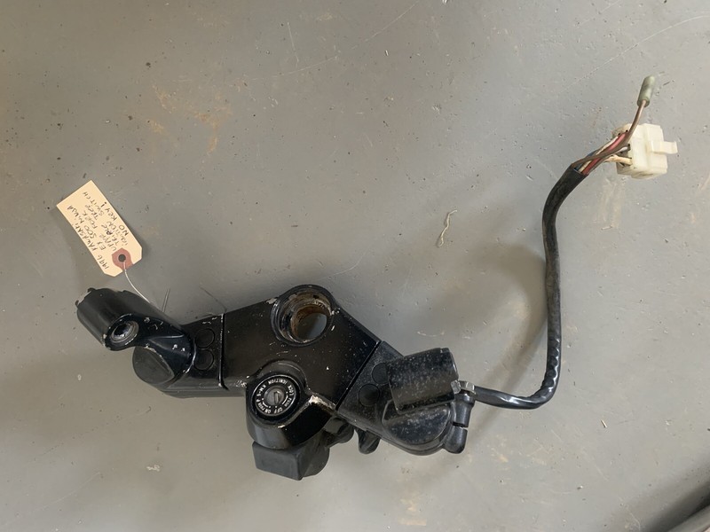 1996 Kawasaki EX 500 Ninja EX500 Upper Fork Triple Tree Ignition Switch 96