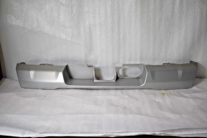 2019-2020 BMW X7 REAR BUMPER TRIM FACTORY OEM