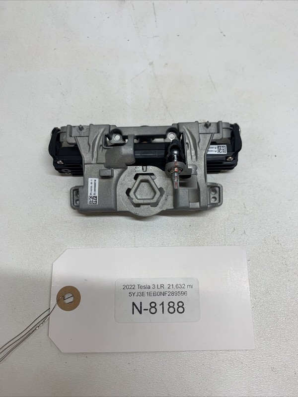Tesla Model 3 Front Windshield Triple Camera 1143746-00-D 8188 B61