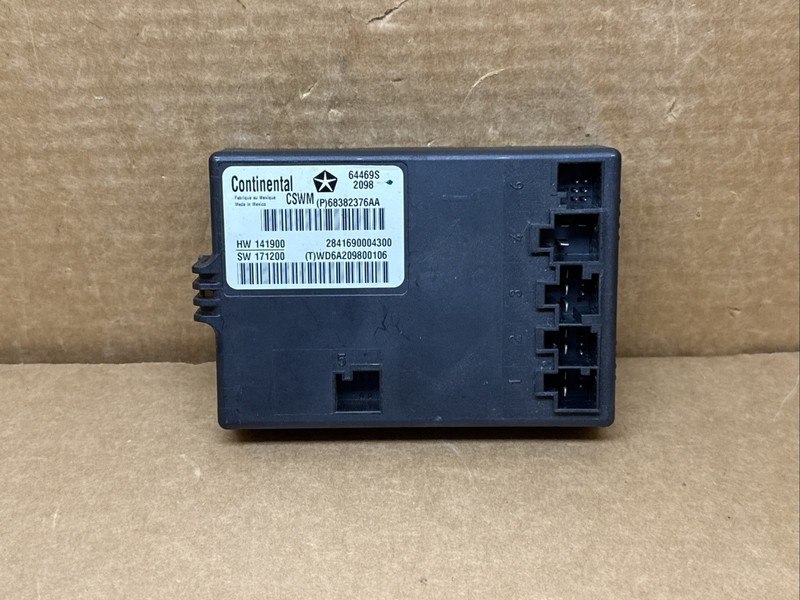 18-20 Durango Grand Cherokee Front Driver Seat Memory Control Module 68382376AA