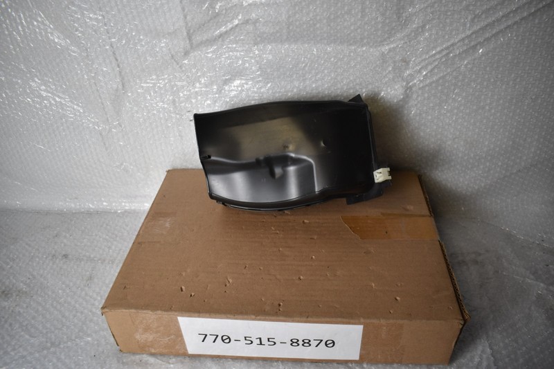 BMW X7 XDRIVE40I REAR RIGHT AIR DUCT 2019-2025 OEM 51-74-7-454-030