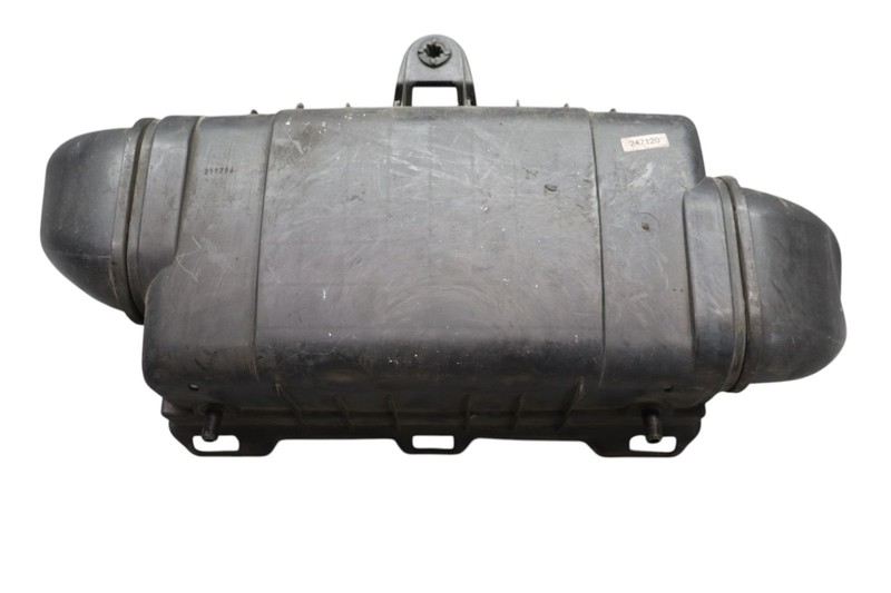 04-08 Maserati Quattroporte Lower Air Intake Cleaner Filter Box Duct Black Oem