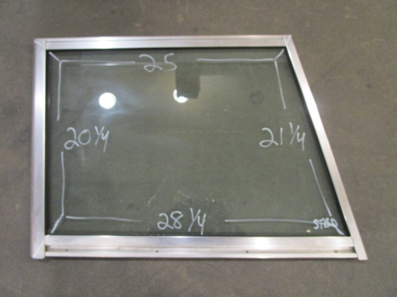 Marine Boat STBD Right Side Windshield Front Window 28.25 x 25 x 21.25 x 20.25