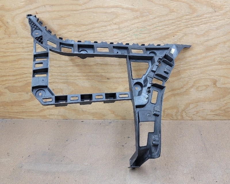 2011 2012 2013 2017 Volkswagen Jetta GLI Right Rear Bumper Guide Bracket OEM