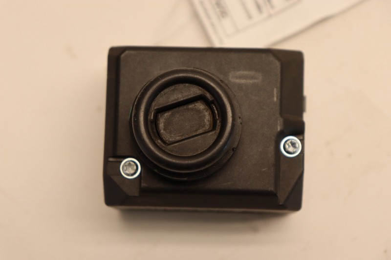 2006-2007 MERCEDES R-CLASS R350 W251 IGNITION SWITCH MODULE UNIT W/O KEY OEM