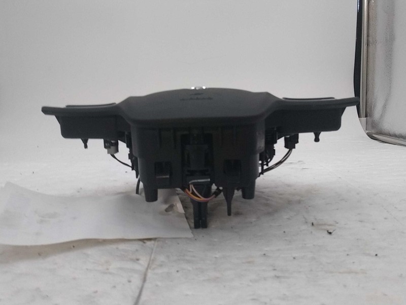 Used Instrument Panel Air Bag fits: 2015 Lincoln Mkc driver knee Grade B