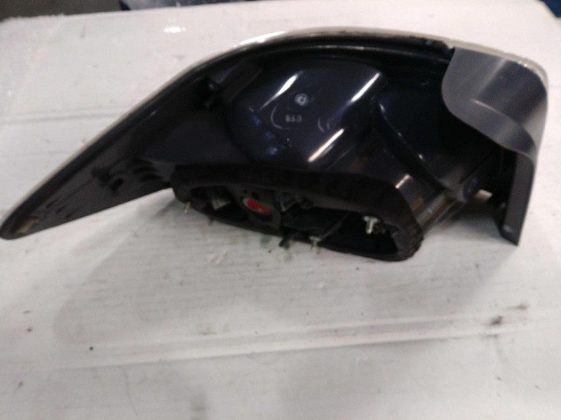 2010 Mazda CX-7 Right Tail Light Assembly Maroon OEM 72430 Used 112K Miles