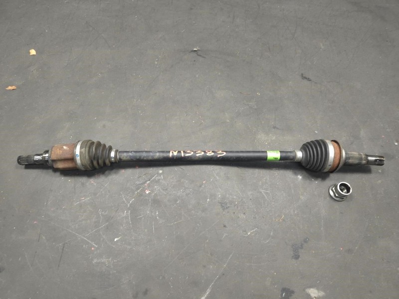Rear Left CV Axle Shaft AWD 2025 Nissan Kicks 39600-7LG0A 2026