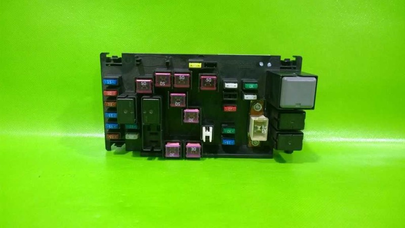 10-14 IMPREZA WRX 2.5L ENGINE FUSE RELAY BOX OEM 4157-29
