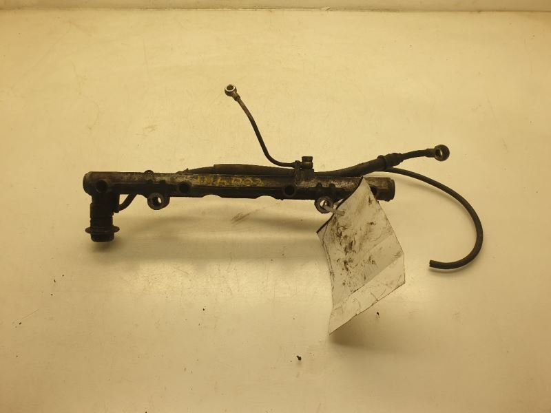 85 86 87 TOYOTA PICKUP 2.4L FUEL INJECTION PRESSURE REGULATOR RAIL 22REC