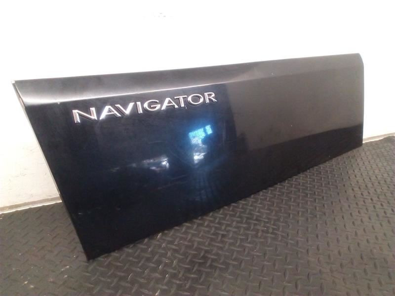 05-06 Lincoln Navigator Front Left Driver Door Molding Black OEM 5L7Z7820879APTM