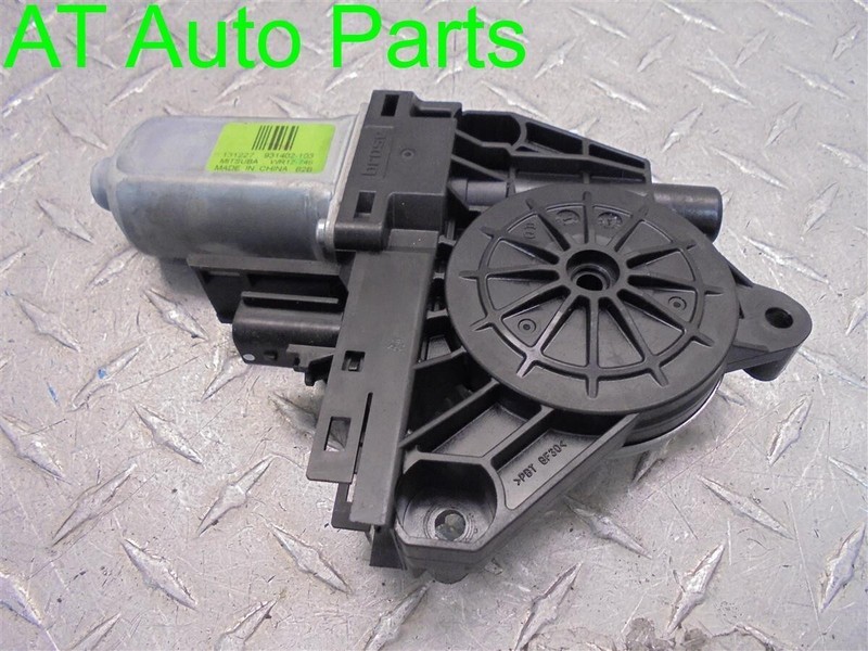 2014-2020 JEEP CHEROKEE DRIVER REAR POWER WINDOW MOTOR OEM 68227367AA