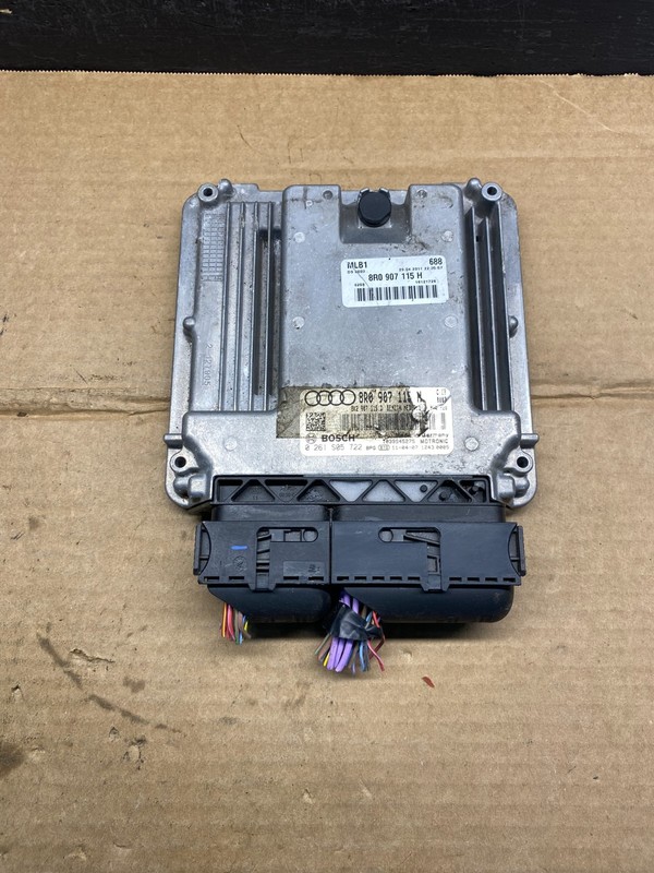 2012 Audi Q5 Engine Control Module Computer ECU ECM 8R0907115ad3437 DG