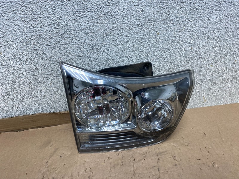 2004 to 2009 Lexus Rx350 RX330 Left Driver Lh Side Inner Tail Light Oem U8853 DW