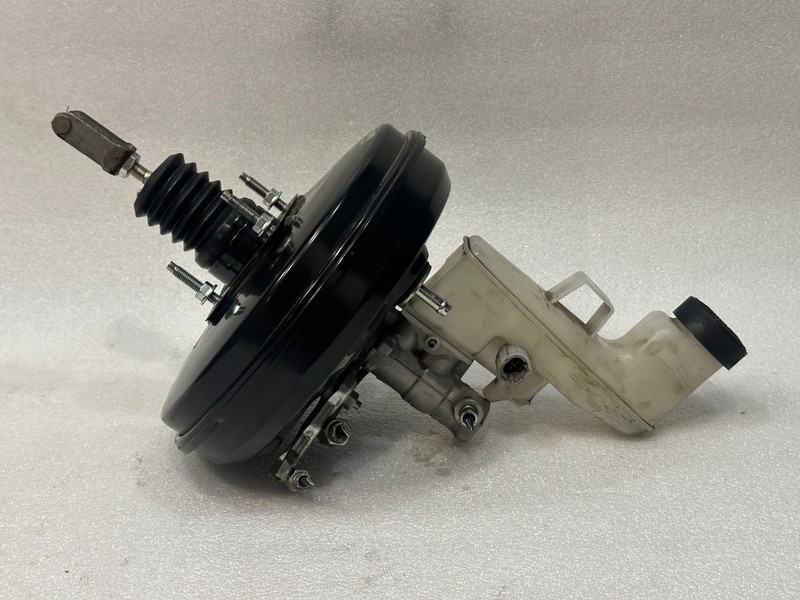 2016 Lexus ES350 Power Brake Booster W/ Master Cylinder OEM