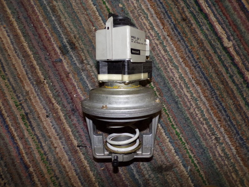 Honeywell MP953E Pneumatic Valve Actuator 1327 1 312821 *FREE SHIPPING*