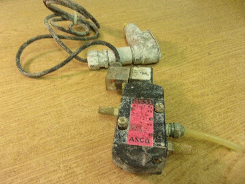 Asco 8551 8551A001 MS with Asco SC8551A0D1NS *FREE SHIPPING*