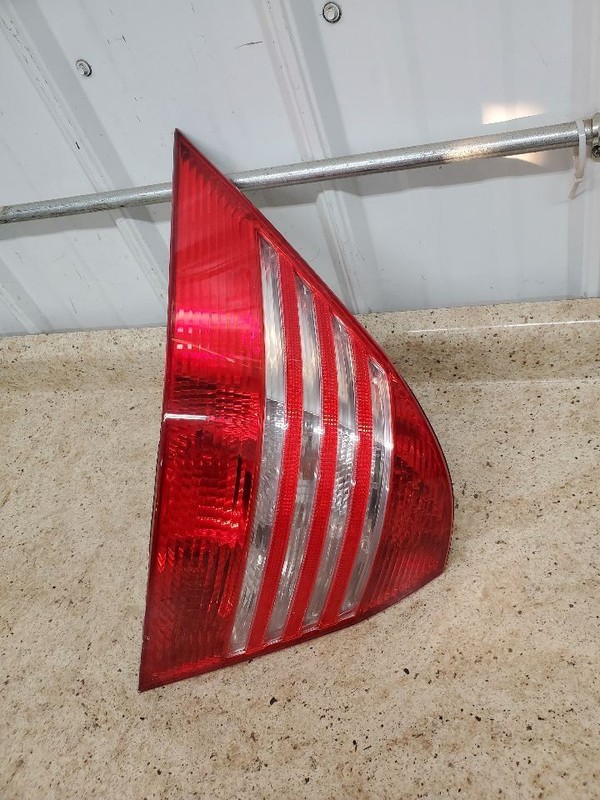 Driver Tail Light 220 Type S430 Fits 03-06 MERCEDES S-CLASS 305374