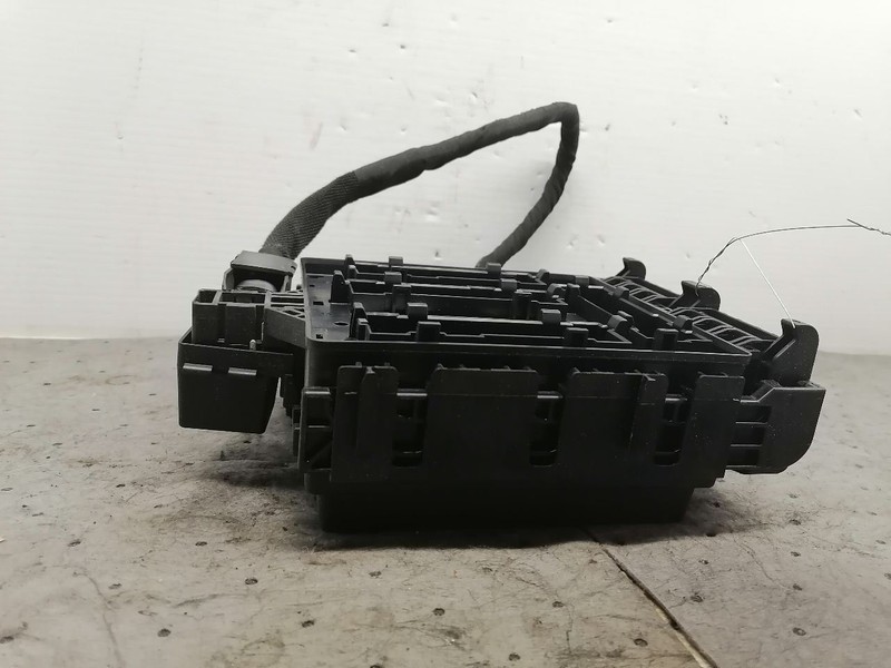Fuse Box Engine Opt AS8 Fits 19-21 ENCLAVE 1436601