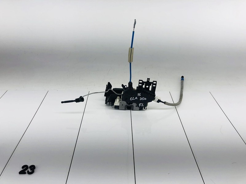 14-19 MERCEDES BENZ CLA250 FRONT LEFT DRIVER SIDE DOOR LOCK LATCH ACTUATOR OEM