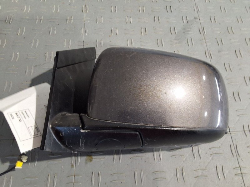 2011-2016 Chrysler Town & Country Driver Side View Mirror w/o Blind Spot