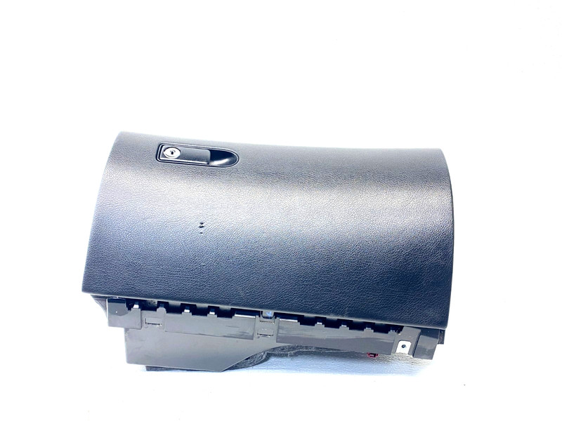 15-18 MERCEDES C300 W205 DASHBOARD GLOVE BOX STORAGE COMPARTMENT OEM A0.49
