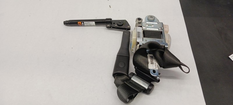 13-'16 CADILLAC ATS Front passenger Seat Belt retractor OEM