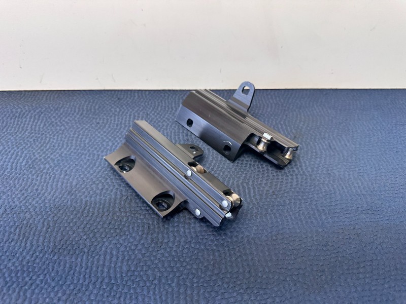 07–14 OEM BMW E93 328 335 M3 Convertible Front Roof Tray Lock Right & Left Side