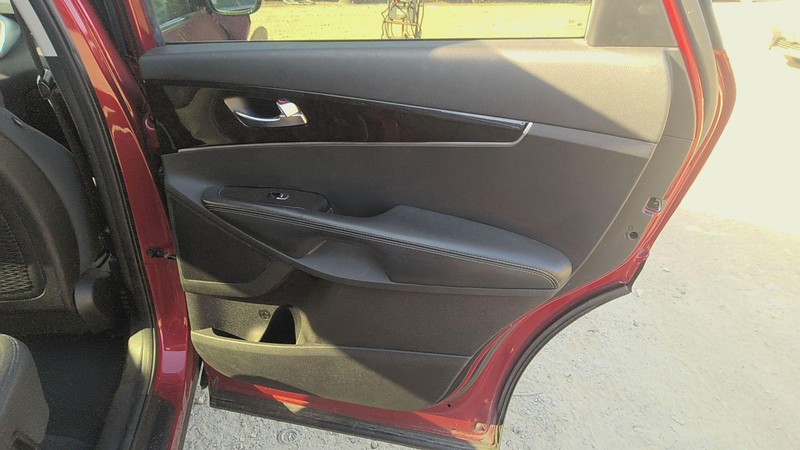 Rear Door Trim Panel KIA SORENTO Right 17 16 18 19 20