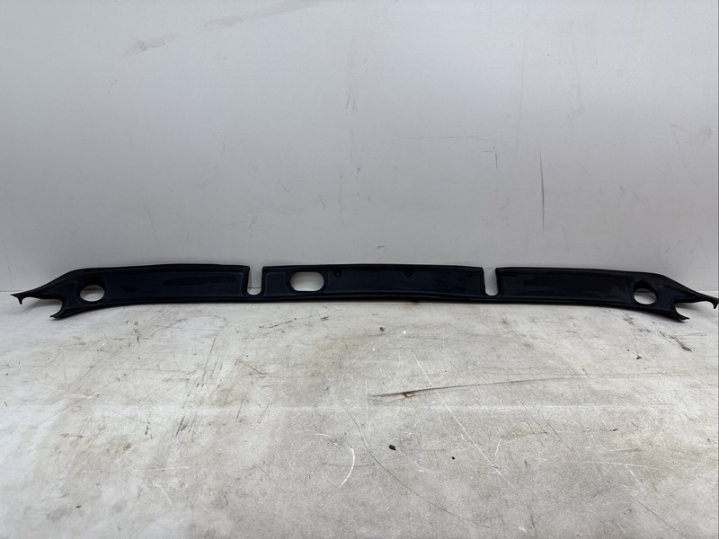 🌟21-23 TESLA X TAILGATE LIFTGATE UPPER TROUGH TRIM COVER 1047885-00-D 16087 S7