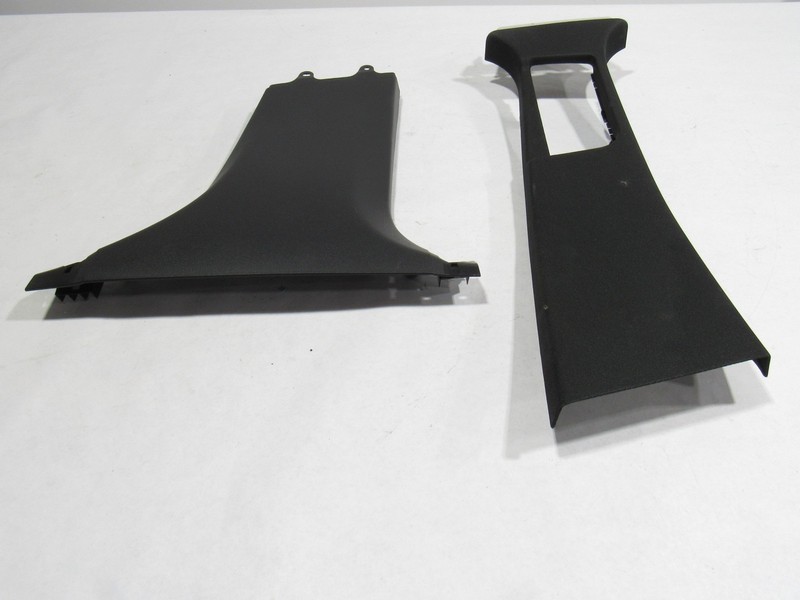 18-21 Mercedes GLC63 X253 2018 Right B Pillar Upper Lower Cover Trim Panel Set Y
